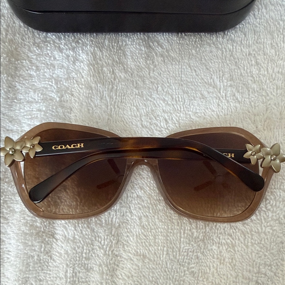 Coach Tortoise Shell Sunglasses - Picture 2 of 4